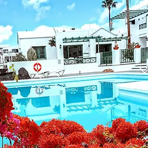 Acacias Apartment